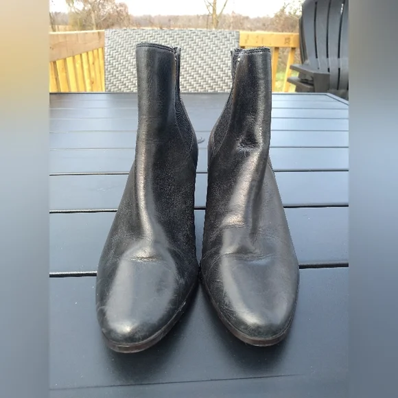 Women's Calvin Klein Black Chunky Block Heel Felda Booties, Size 6, Ankl… - Picture 3 of 16